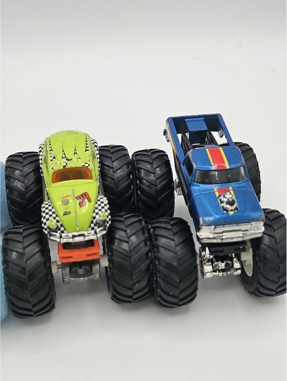 2 Hot Wheels, 2 Monster Jam Lot of 4 With Grave Digger